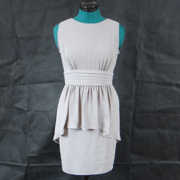 BCBGMaxAzria Dresses & Skirts - Spring dress